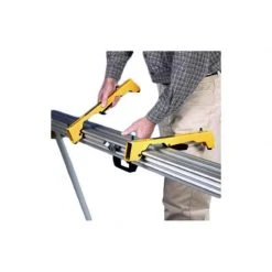 Piètement & Chariot DEWALT 2 Supports Pour Piètement Scie Onglet Et Radiale – DE7025 -Atelier Chantier Soldes dewalt 2 supports pour pietement scie onglet et radiale de7025 1