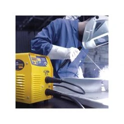 Poste à Souder Et Découpeur Plasma GYS Poste à Souder MMA Inverter GYSMI E200FV Avec Valise - 031210 -Atelier Chantier Soldes gys poste a souder mma inverter gysmi e200fv avec valise 031210 2